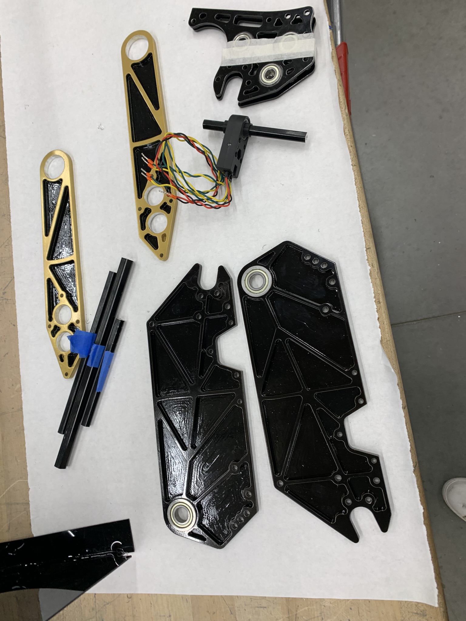 Powdercoated side plates.